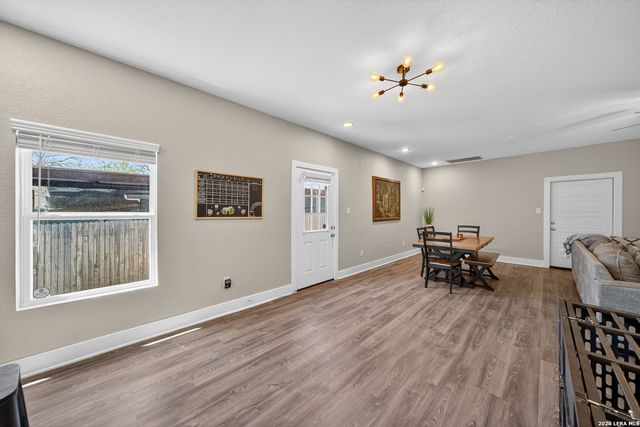 5306 Indian Desert, San Antonio, TX 78242