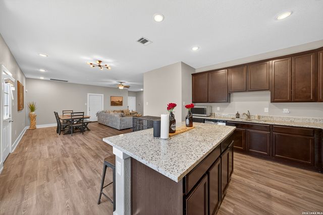 5306 Indian Desert, San Antonio, TX 78242