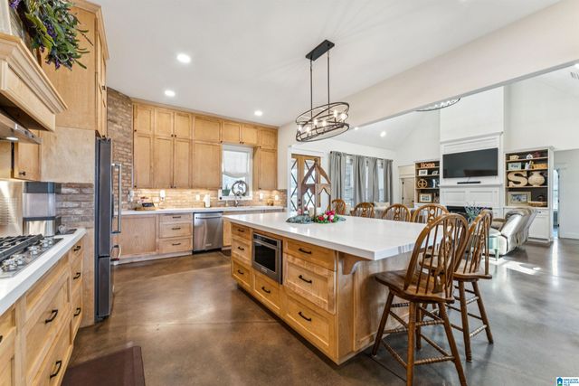 130 SUNSET VW, Wilsonville, AL 35186