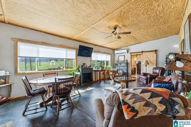 130 SUNSET VW, Wilsonville, AL 35186