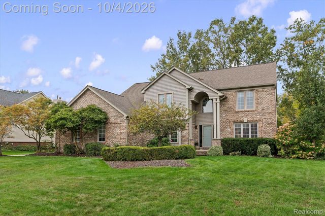 4126 Villager Drive, Orion Charter Township, MI 48359
