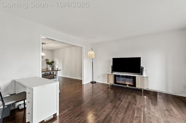 4126 Villager Drive, Orion Charter Township, MI 48359