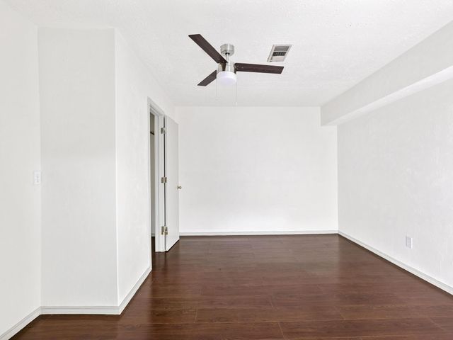 726 Corvette Court, Houston, TX 77060