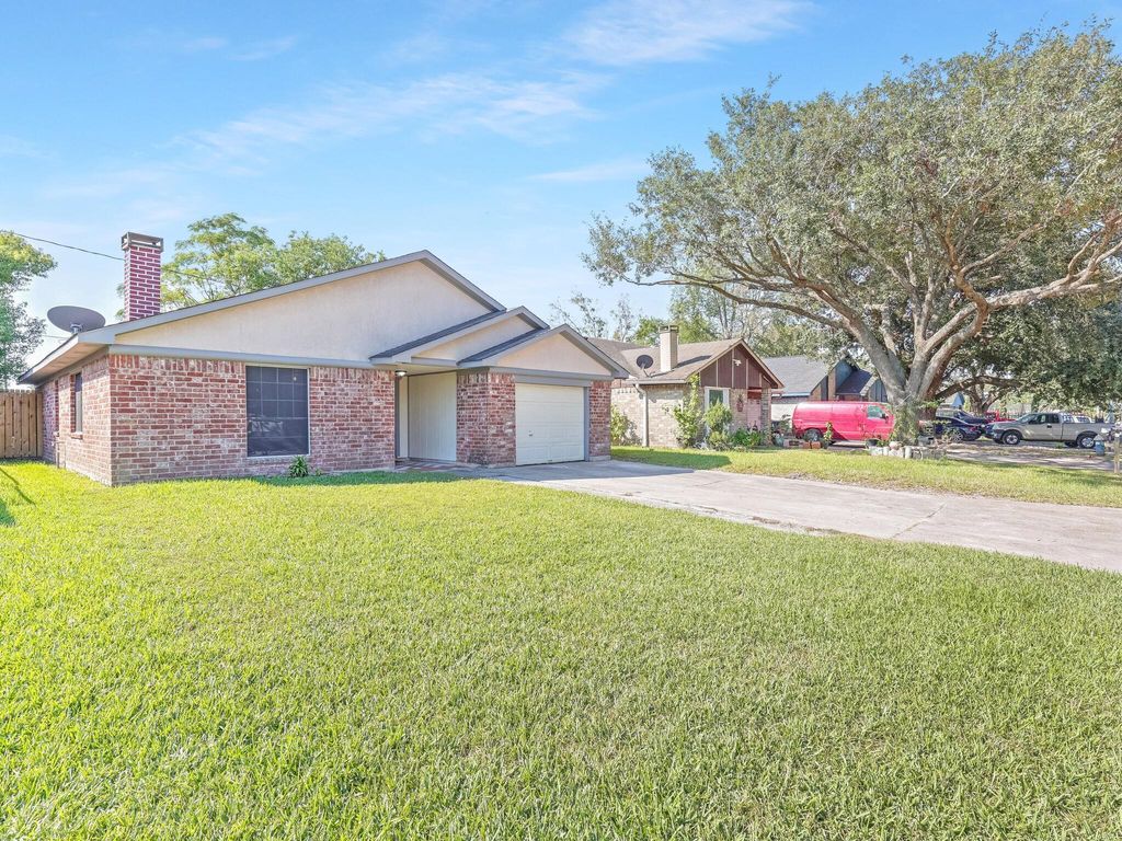 726 Corvette Court, Houston, TX 77060
