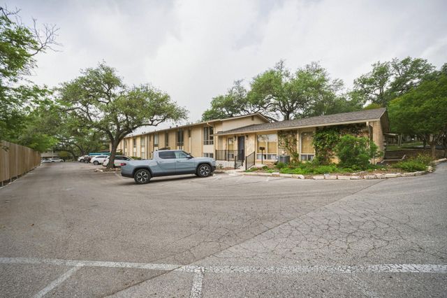 5332 Balcones DR B, Austin, TX 78731