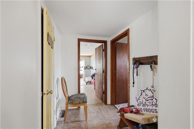 806 Galveston Drive, Liberty, MO 64068