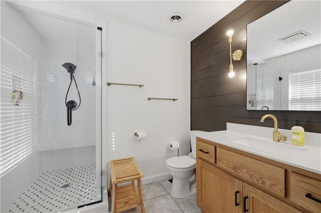 806 Galveston Drive, Liberty, MO 64068