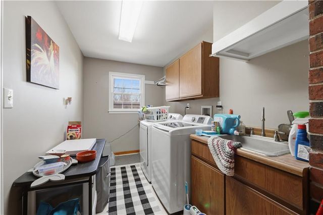 806 Galveston Drive, Liberty, MO 64068