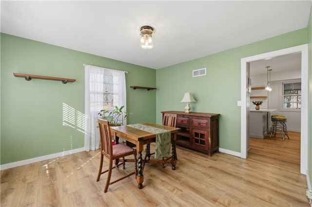 806 Galveston Drive, Liberty, MO 64068