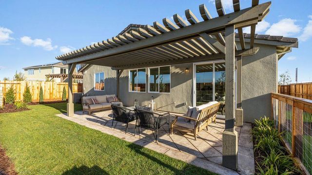 3230 Oak Trail Drive, Manteca, CA 95337