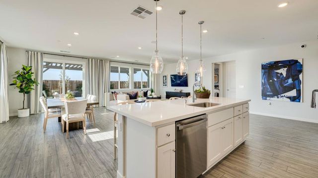 3230 Oak Trail Drive, Manteca, CA 95337