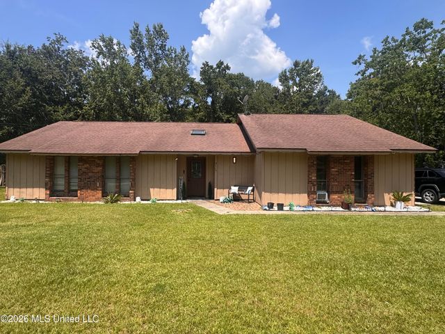 3117 N 2nd Street, Ocean Springs, MS 39564