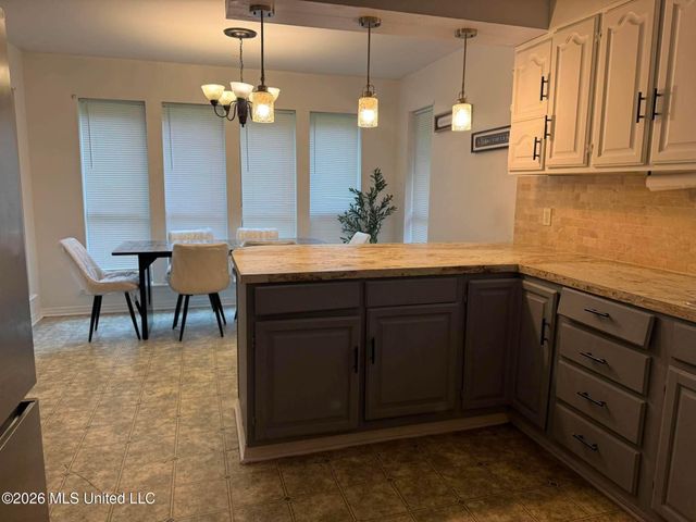 3117 N 2nd Street, Ocean Springs, MS 39564