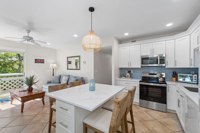 353 S Us Hwy 1 B8, Jupiter, FL 33477