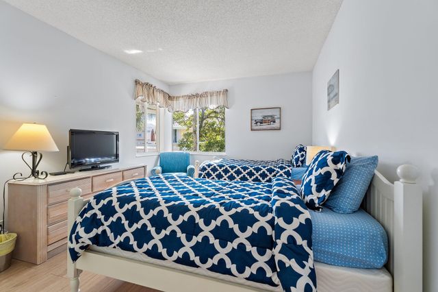 353 S Us Hwy 1 B8, Jupiter, FL 33477