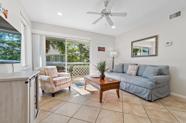 353 S Us Hwy 1 B8, Jupiter, FL 33477