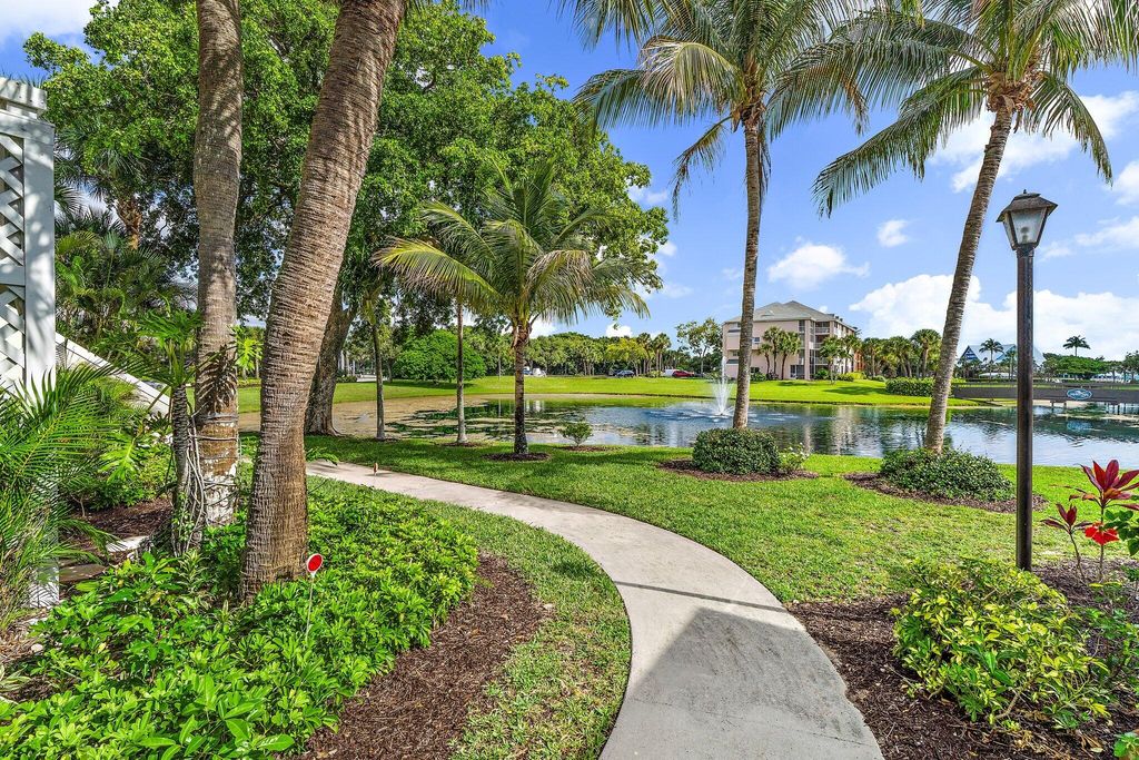 353 S Us Hwy 1 B8, Jupiter, FL 33477