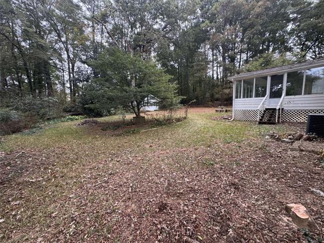 2153 Kings Forest Drive, Conyers, GA 30013