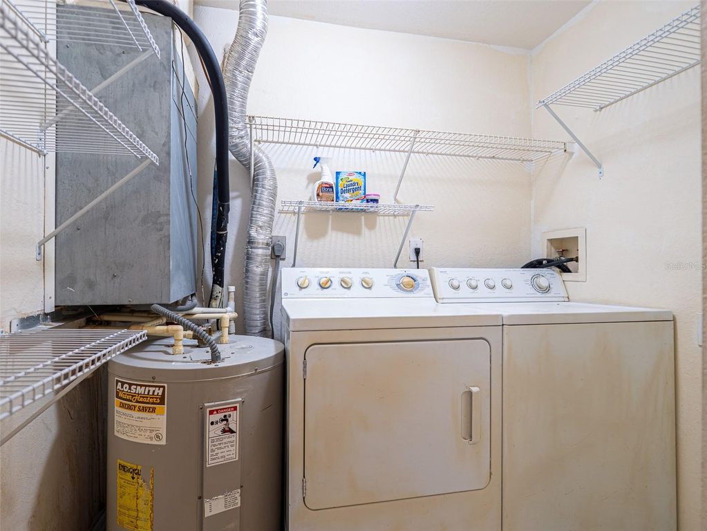 Image 20 of property listing at 6320 RALEIGH STREET 604, Orlando, FL 32835