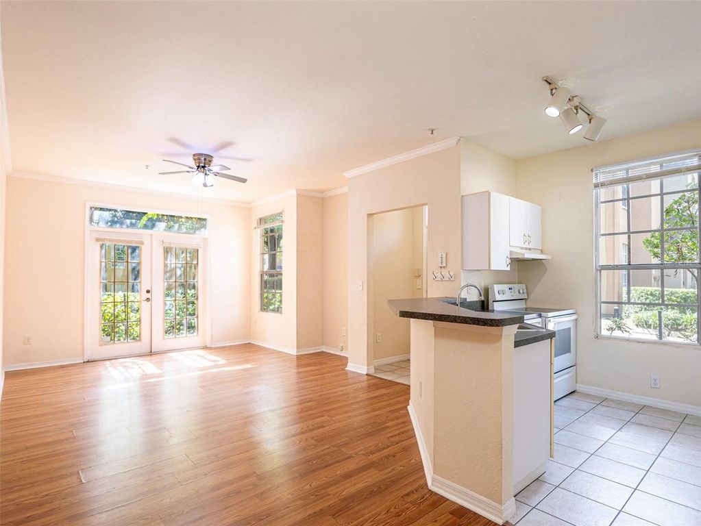 Image 9 of property listing at 6320 RALEIGH STREET 604, Orlando, FL 32835
