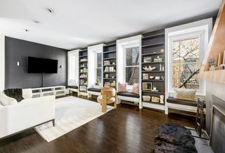 325 W 52ND Street PHD, New York City, NY 10019