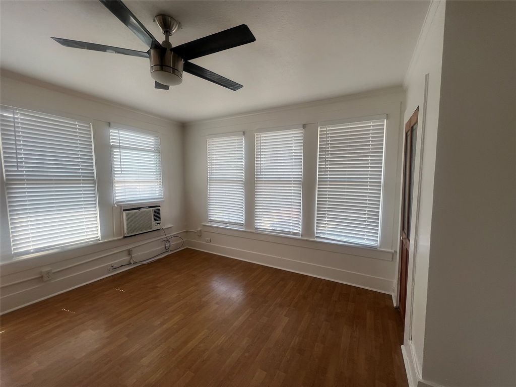 4033 Cole Avenue 5, Dallas, TX 75204