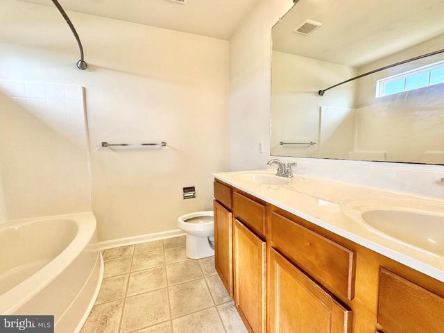 56 NICHOLAS DR, Dover, DE 19904