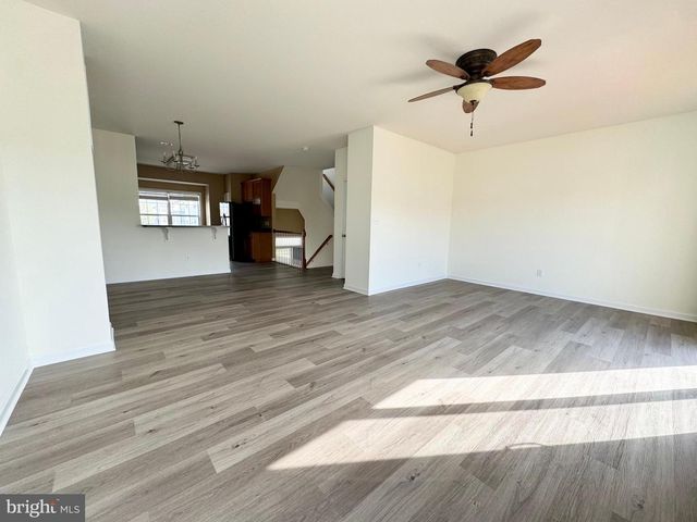 56 NICHOLAS DR, Dover, DE 19904