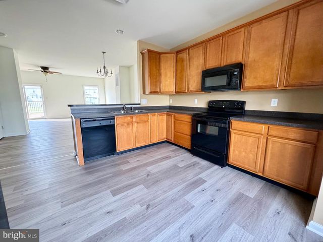 56 NICHOLAS DR, Dover, DE 19904