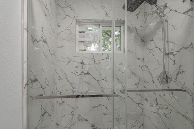 5003 Denoron Drive, Houston, TX 77048