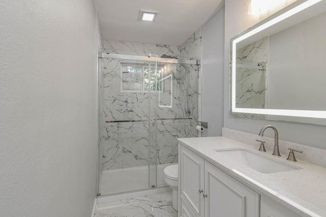 5003 Denoron Drive, Houston, TX 77048