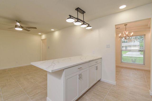 5003 Denoron Drive, Houston, TX 77048