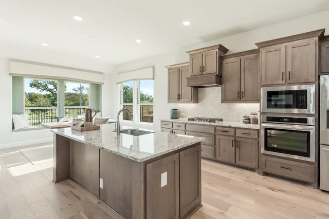 206 Oakcrest Drive, Justin, TX 76247