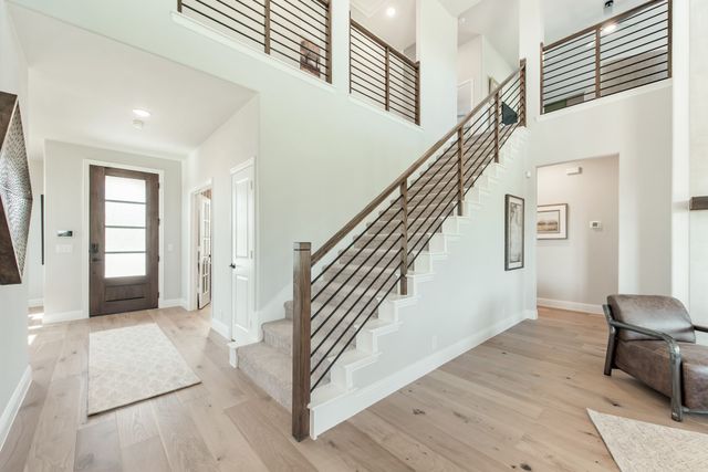 206 Oakcrest Drive, Justin, TX 76247