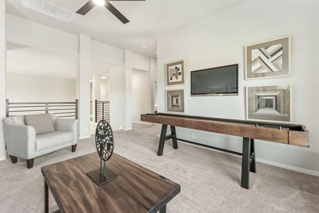 206 Oakcrest Drive, Justin, TX 76247