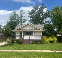 1506 Main Street, Adel, IA 50003