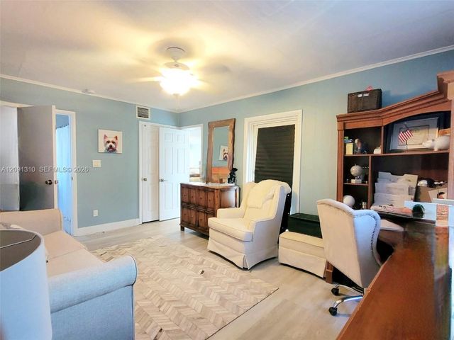 3602 NE 18th Avenue, Oakland Park, FL 33334