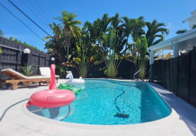 3602 NE 18th Avenue, Oakland Park, FL 33334