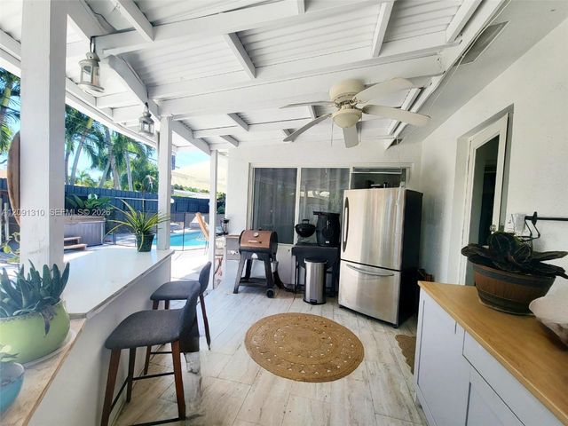 3602 NE 18th Avenue, Oakland Park, FL 33334