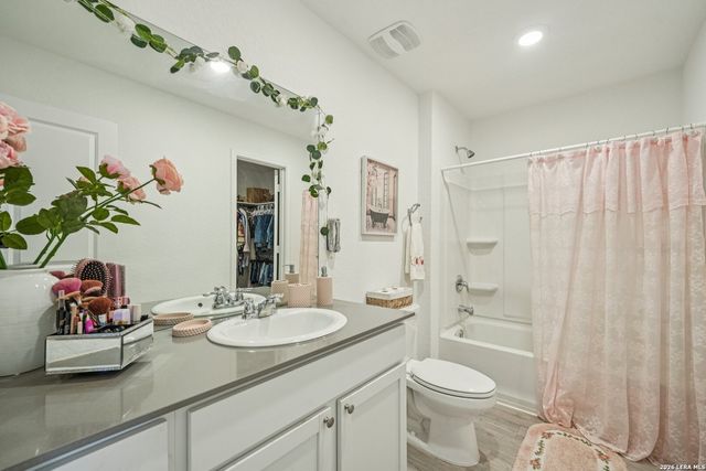 13511 Barton Cv, San Antonio, TX 78253