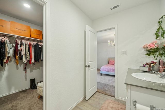 13511 Barton Cv, San Antonio, TX 78253