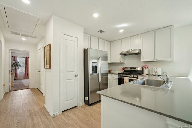 13511 Barton Cv, San Antonio, TX 78253