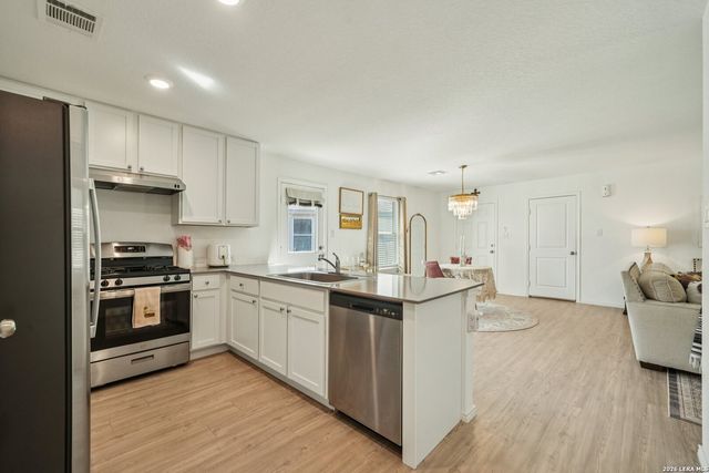 13511 Barton Cv, San Antonio, TX 78253