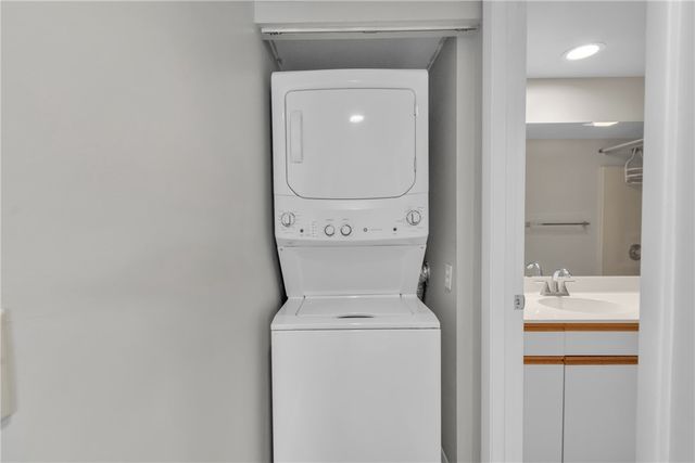 38 Plantation Drive 203, Vero Beach, FL 32966