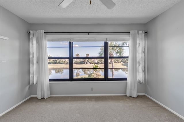 38 Plantation Drive 203, Vero Beach, FL 32966