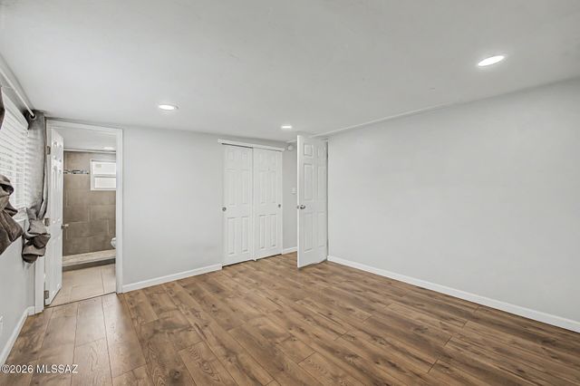 364 E Calle Arizona, Tucson, AZ 85705
