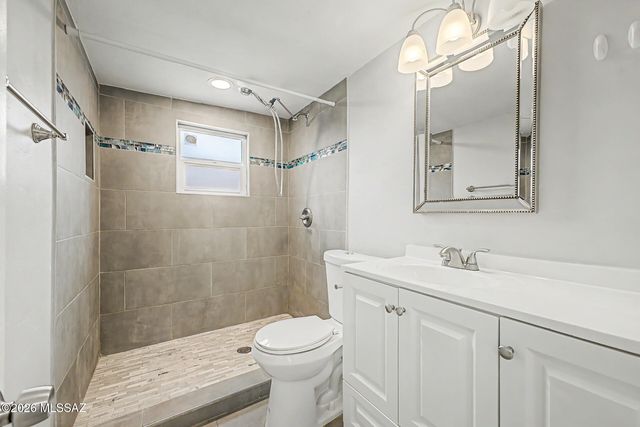 364 E Calle Arizona, Tucson, AZ 85705