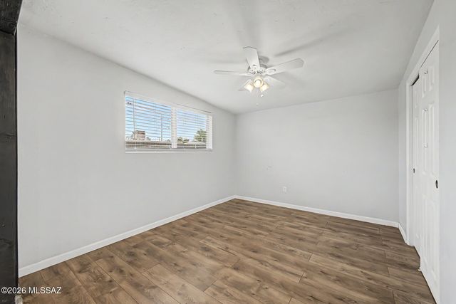 364 E Calle Arizona, Tucson, AZ 85705