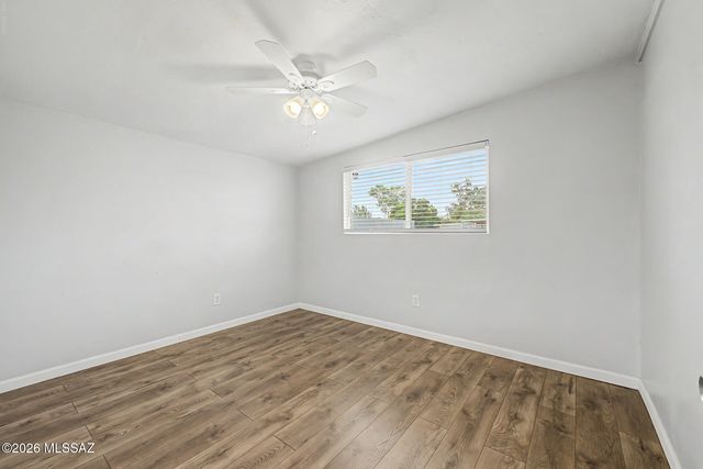 364 E Calle Arizona, Tucson, AZ 85705