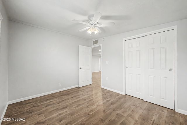 364 E Calle Arizona, Tucson, AZ 85705